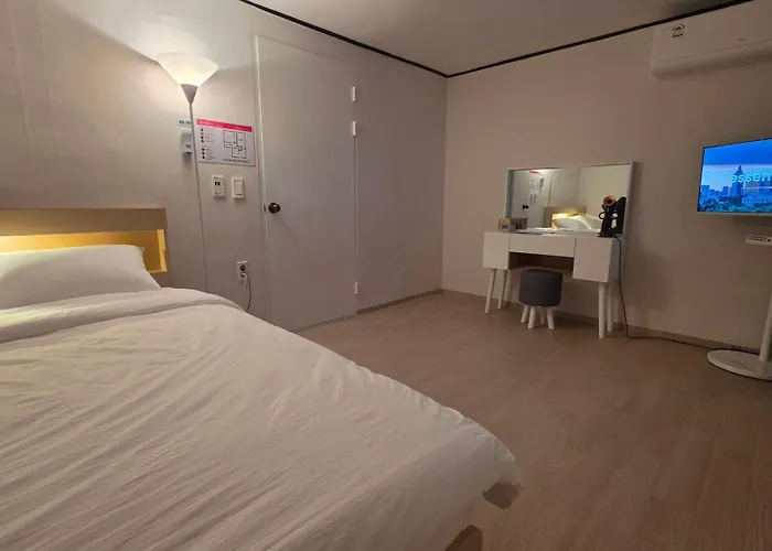 Airport Seoul, 3m To 5-line Metro Hub, Gmp Appartement *